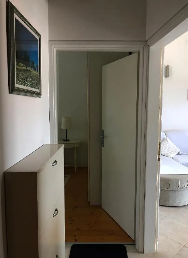 Apartments Tomic بريمونتيرا